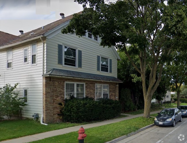 Building Photo - Howell Unit 1 Rental