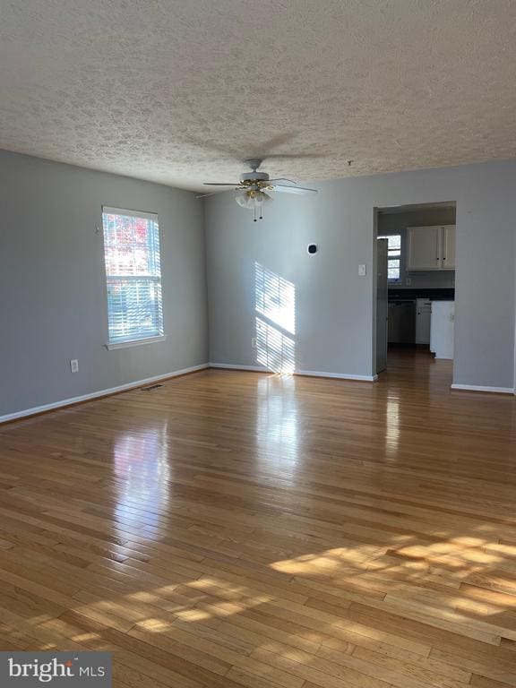 Photo - 3282 Halcyon Ct