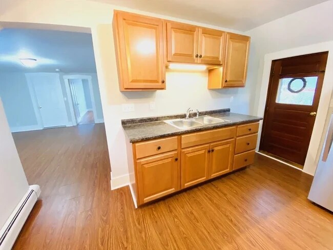 Photo - 197 Main St Unidad 195A