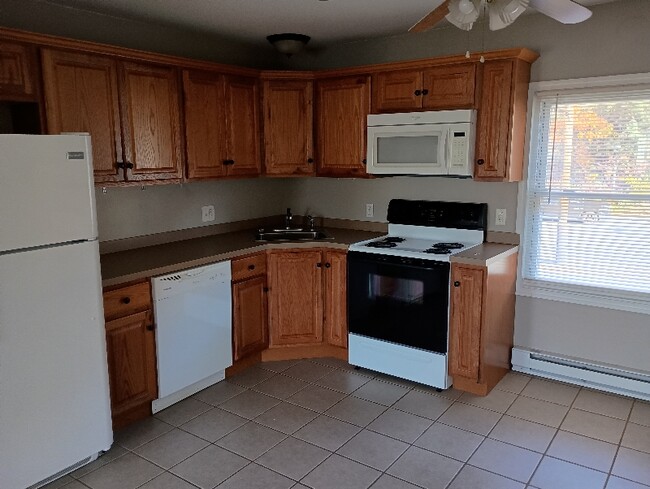 179 Main St Unit B