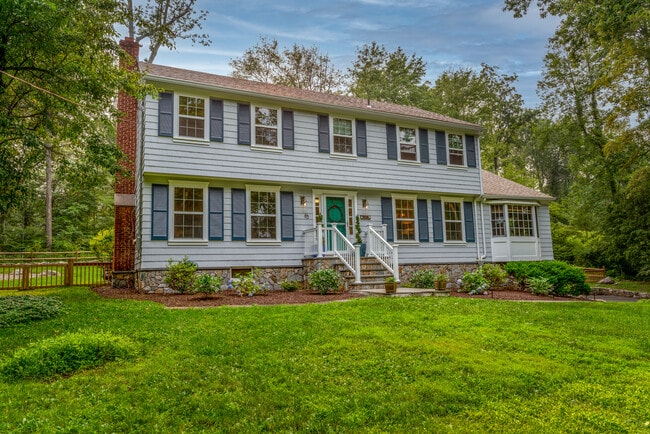 Photo - 85 Thayer Dr