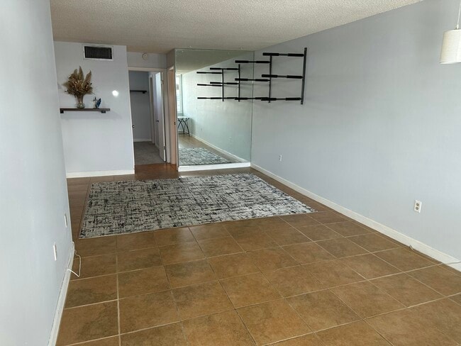 Photo - 108 Paradise Harbour Blvd Unidad 208