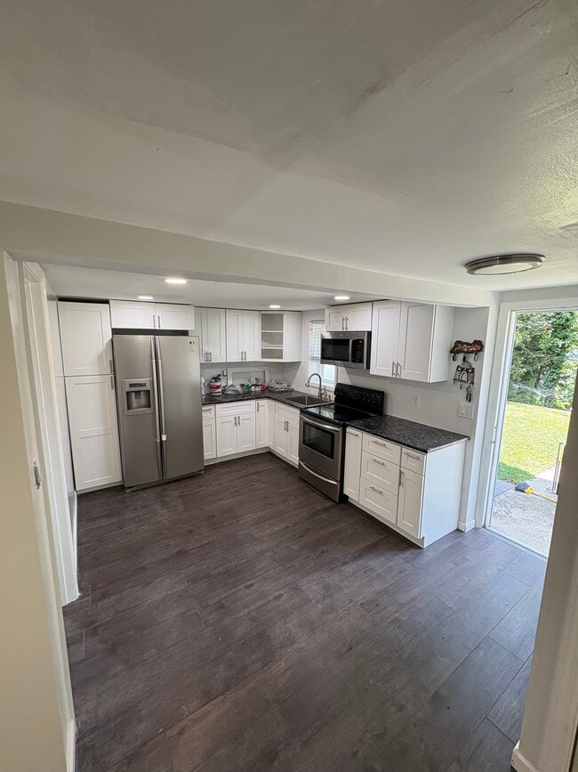 Building Photo - 16 Longford St Unit 1 Rental