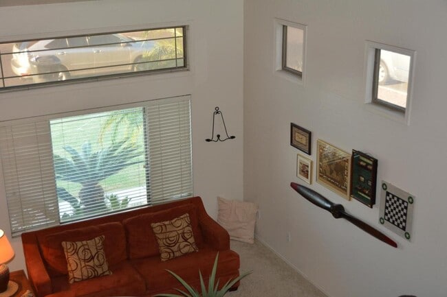 Photo - 519 W Douglas Ave