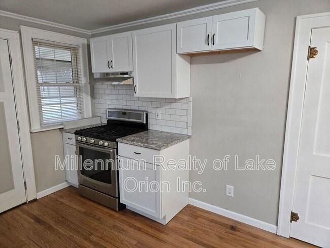 Photo - 30 E Beverly Ave