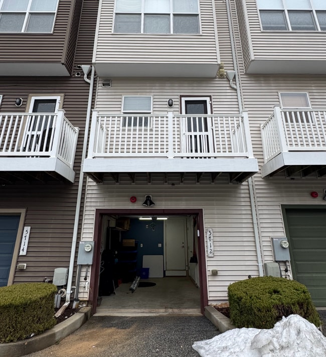 Photo - 5712 45th Ave