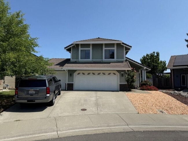 Modern 4 Bedroom 3 Car Garage Dixon *Star ... - Modern 4 Bedroom 3 Car Garage Dixon *Star ... House