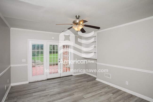 Photo - 6824 Eastbrook Rd