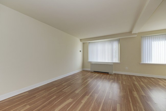 Photo - Michigan Park Commons