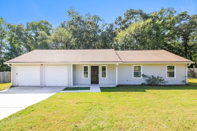 Building Photo - 4741 Cedar Lake Dr SE Rental
