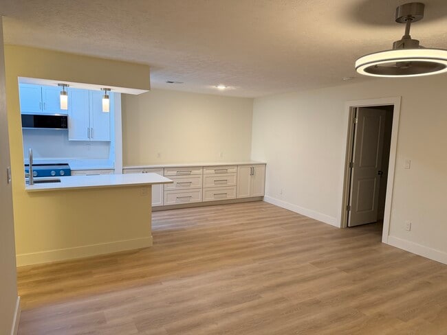 Photo - 120 Creekwood Dr Unidad 103