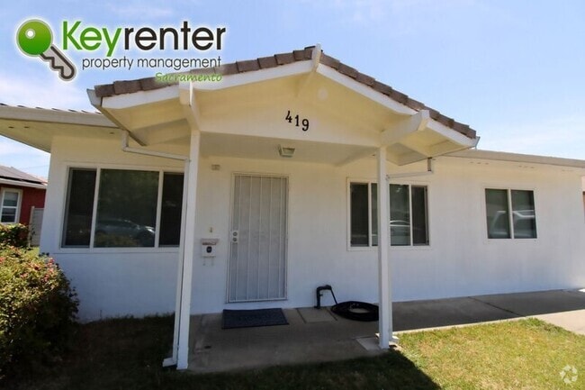 Building Photo - 419 Chaparral Way Rental