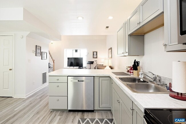 Photo - 11 WATERWHEEL Ct