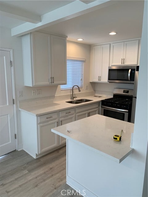 Photo - 122 El Porto St