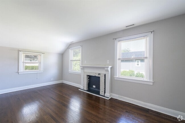Building Photo - 1078 Washington Ave Rental