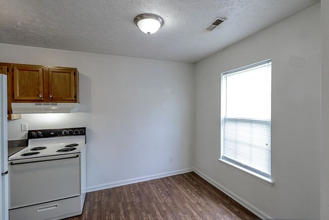 Photo - 8506 Standing Oak Dr Unidad 2