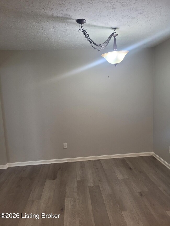 Photo - 304 S Evergreen Rd