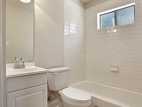 Photo - Marais Street Apartments