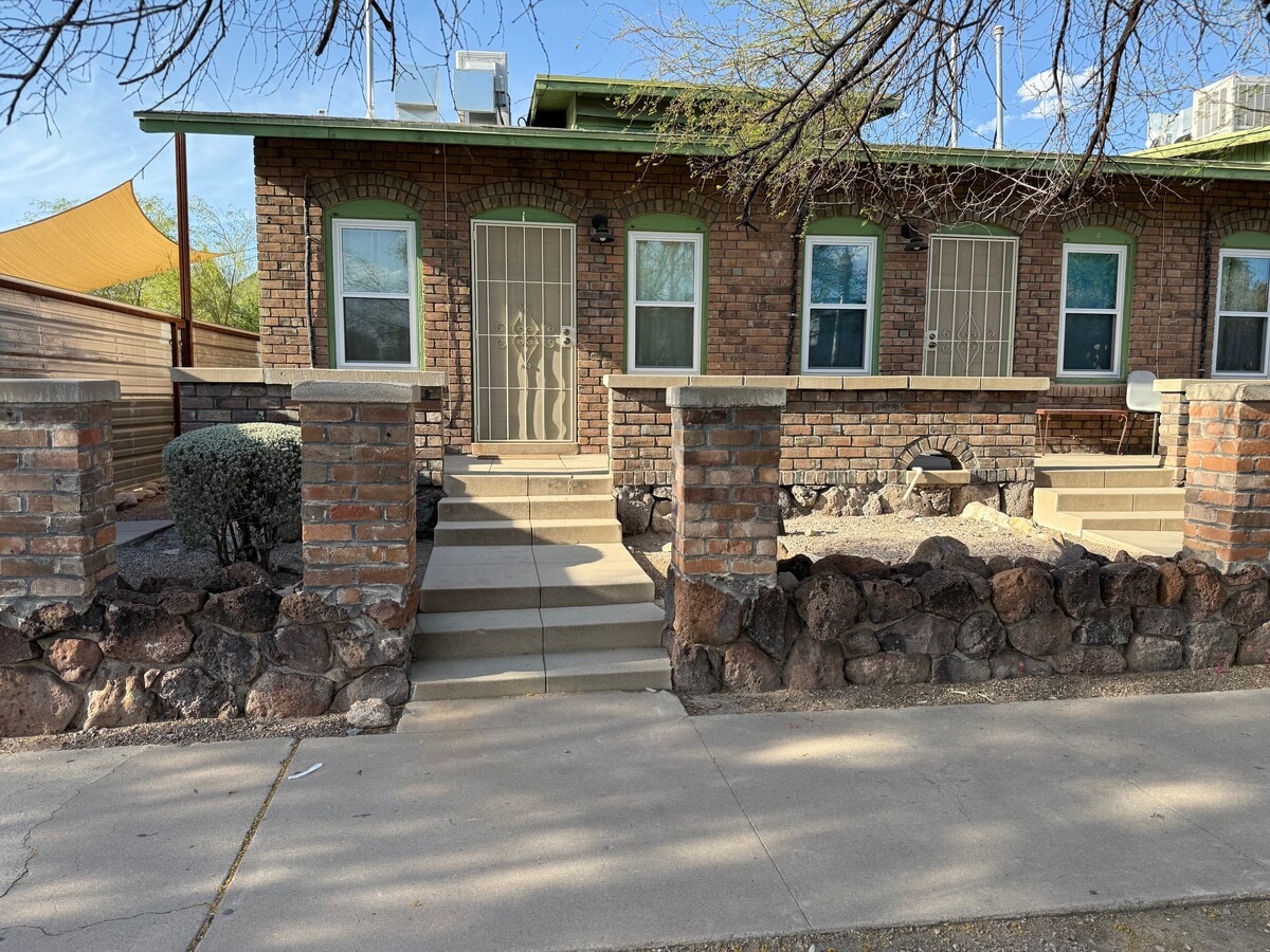 Railroad in Tucson - Railroad in Tucson