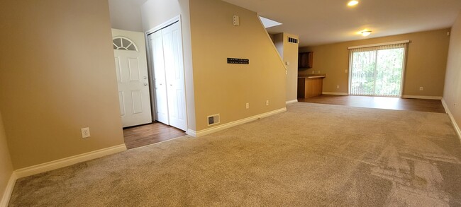 Photo - 3285 E 11 Mile Rd