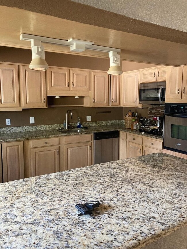 Photo - 6068 Vivian Ct