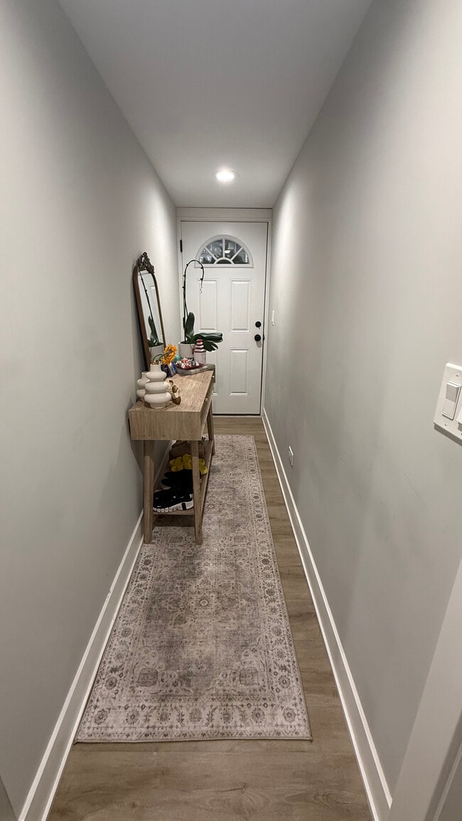 Photo - 2175 N Maplewood Ave Unit G