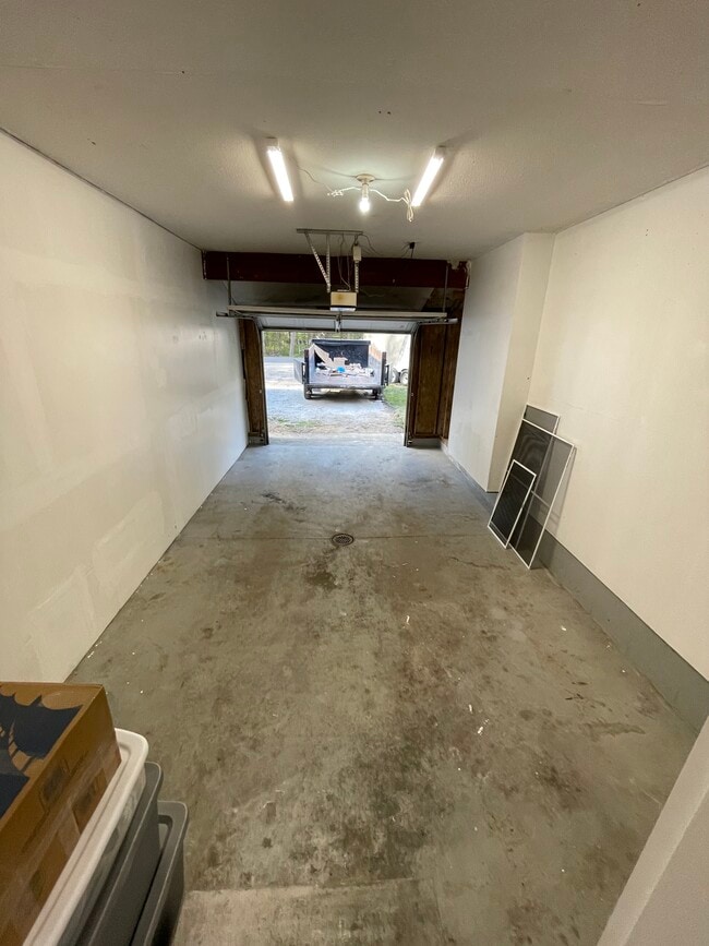 Photo - Hickory Unit 15118