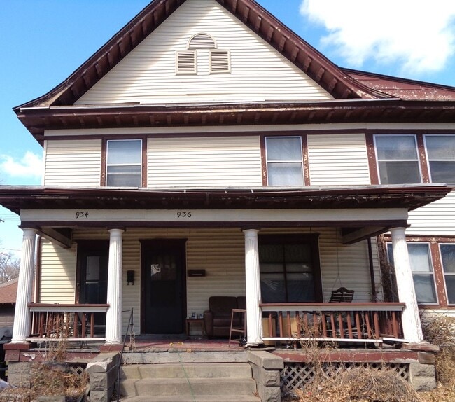 Building Photo - 84 Unit 934
