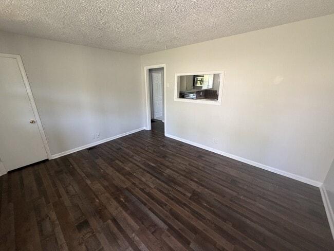 Photo - 165 Vulco Dr