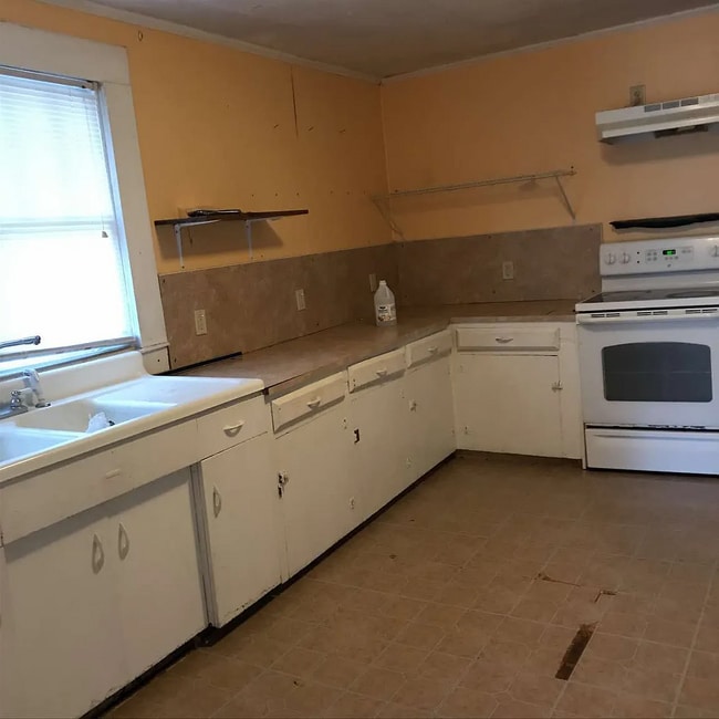 Photo - 604 Calcote Ave