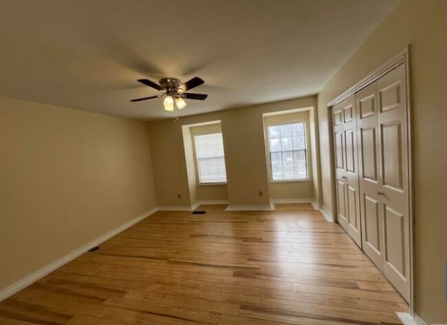 Photo - 110 Westchase Dr