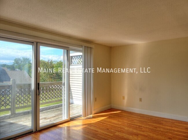 Photo - 307 Garland St Unidad 3