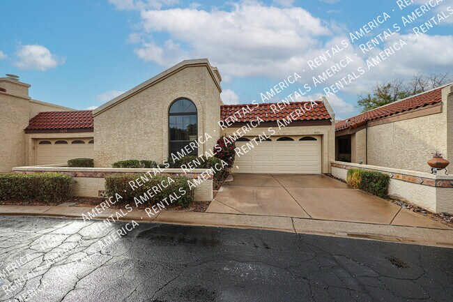 Photo - 1621 E Vaughn St