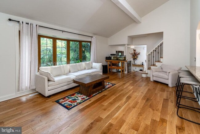 Photo - 230 Jacobs Creek Rd