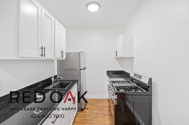 1412 N Kingsley Dr Unidad 207