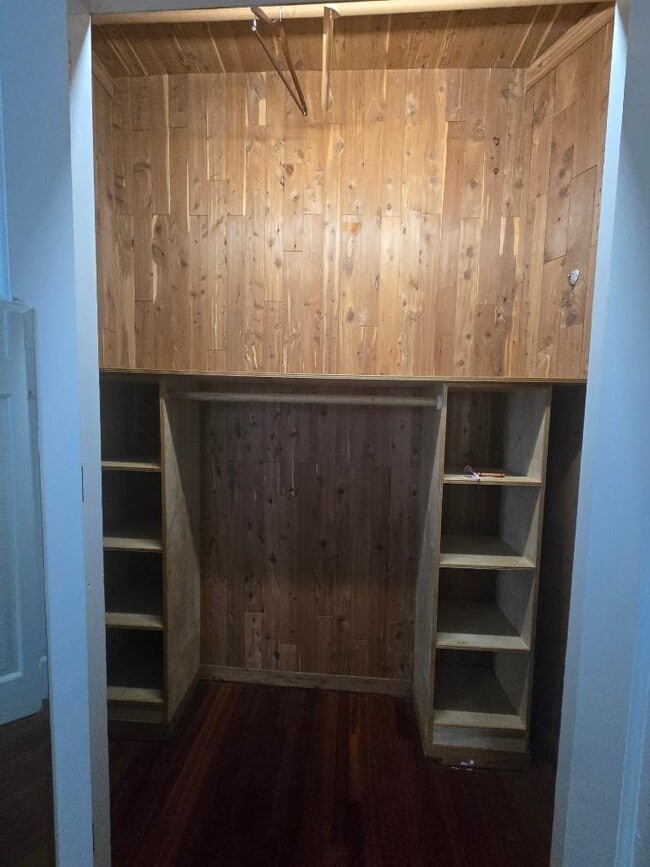 Photo - East 61st Street