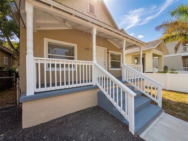 Photo - 2124 W Chestnut St
