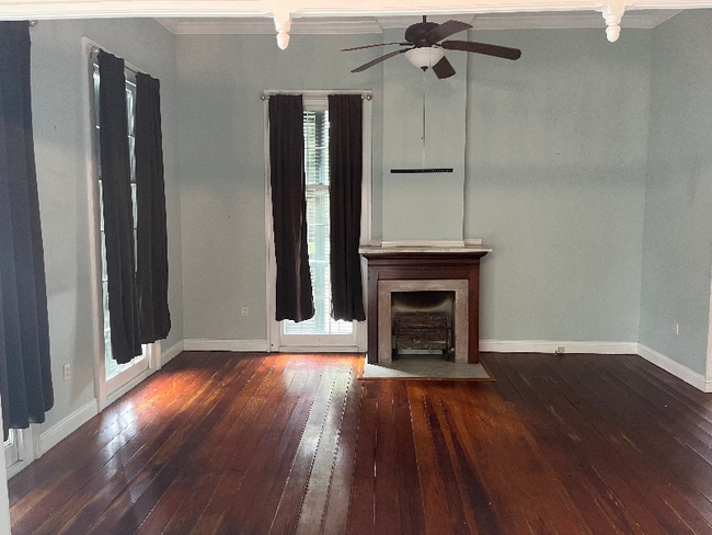Photo - 136 E Washington St