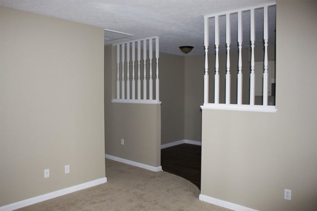 Photo - 2469 3rd Ave