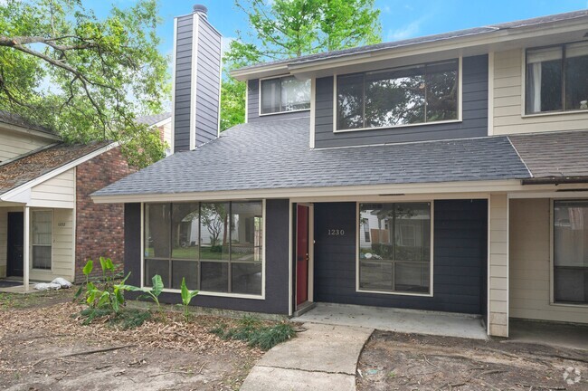 Building Photo - 1230 Sharlo Ave Rental