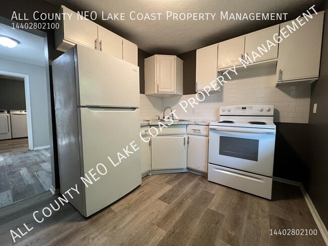 Photo - 330 13th St Unit 2Up