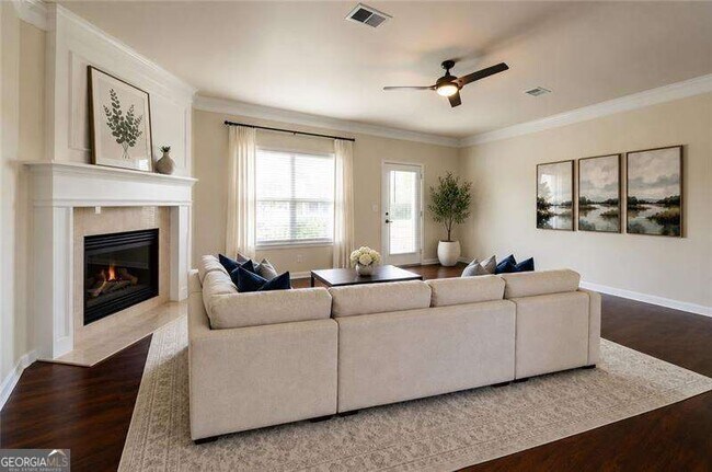 Photo - 5662 Lawley Rd