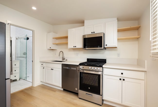 Photo - Studio - Downtown Santa Barbara Unidad 510 Chapala St. Apt. #3