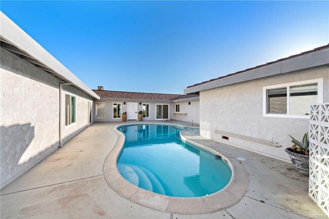 Building Photo - 32371 Caribbean Dr