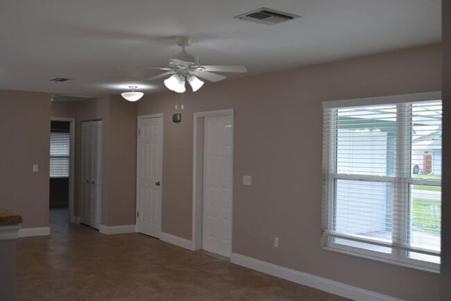 Photo - 826 Palama Way