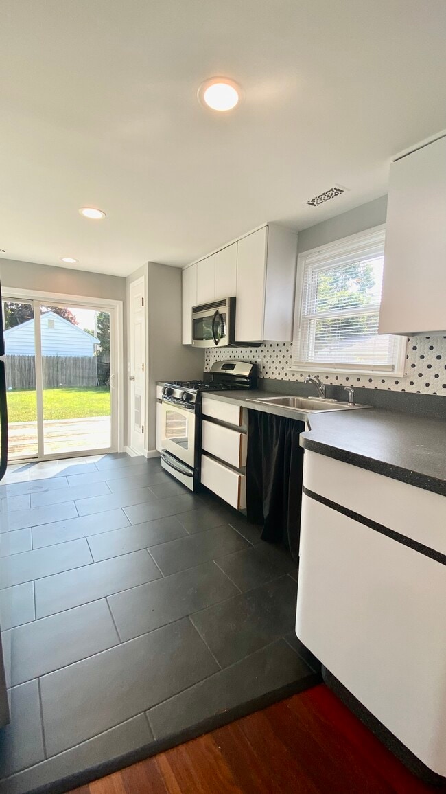 Photo - 450 S Fulton Ave