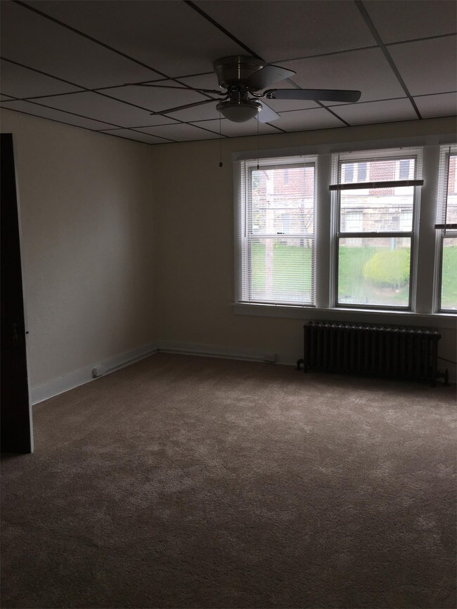 2815 Brownsville Rd Unit 6