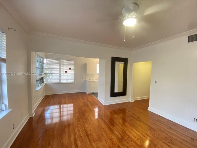 Photo - 610 8th St Unidad 105