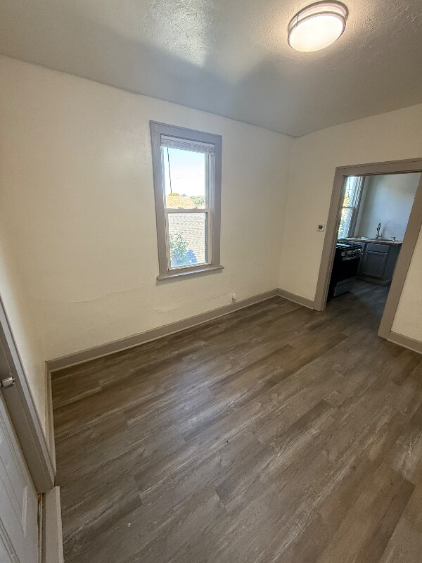 Photo - 1342 W 69th St Unit 3