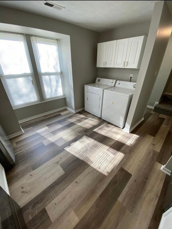 Photo - 8400 Brigadoon Ct